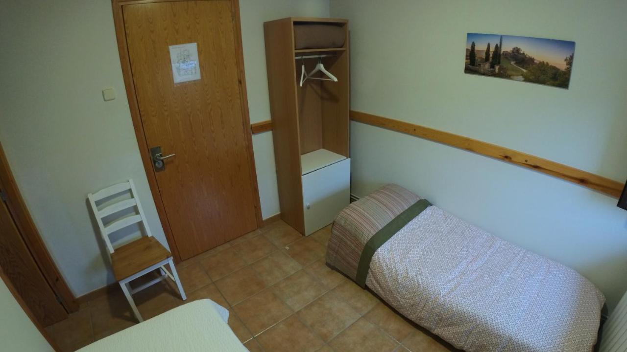 Ogern Castell De Ceuro. Hotel Rural מראה חיצוני תמונה